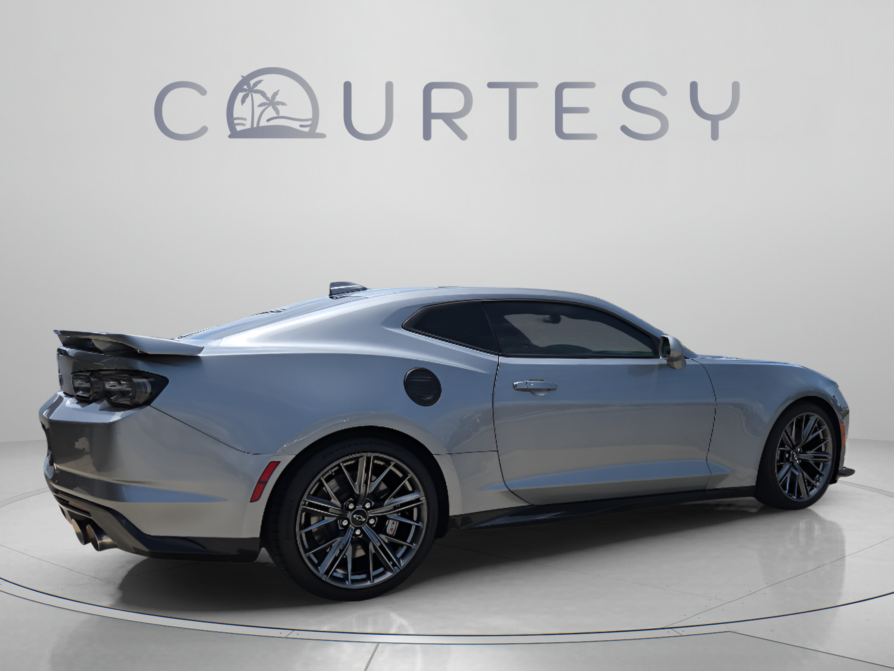 Used 2023 Chevrolet Camaro ZL1 RWD image 5