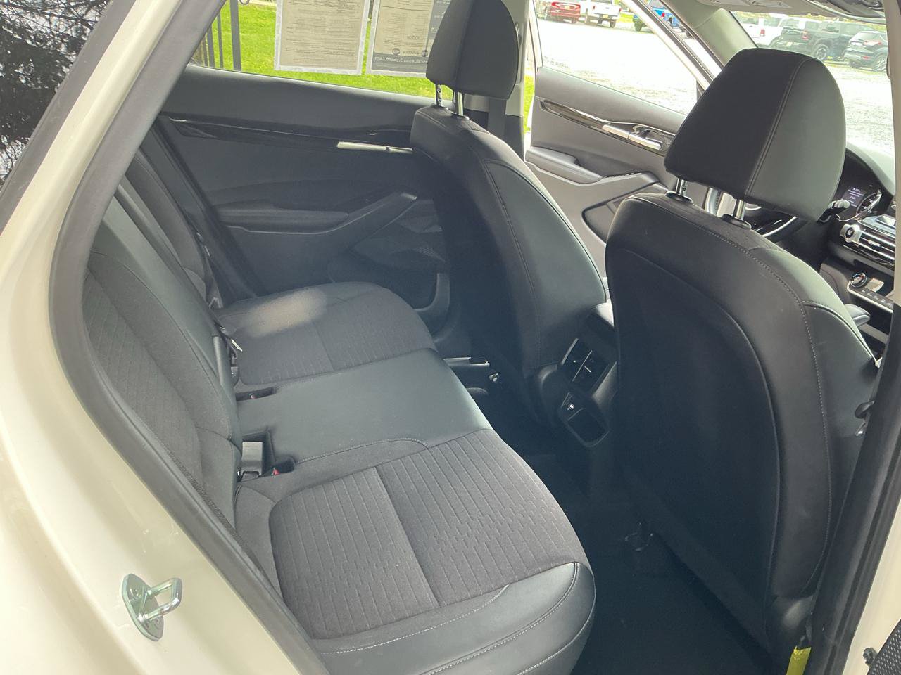 Used 2023 Kia Seltos S AWD/4WD image 15