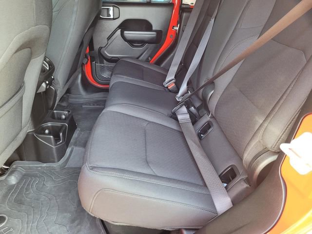 Used 2023 Jeep Gladiator Willys image 16