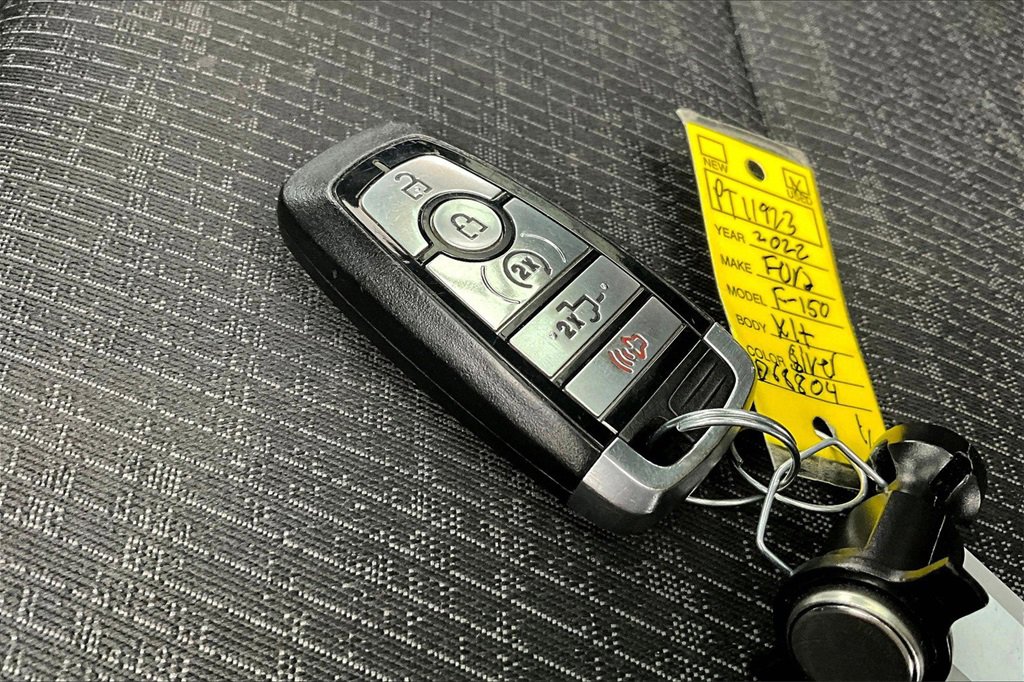 Used 2022 Ford F150 XLT w/ Equipment Group 302A High image 11