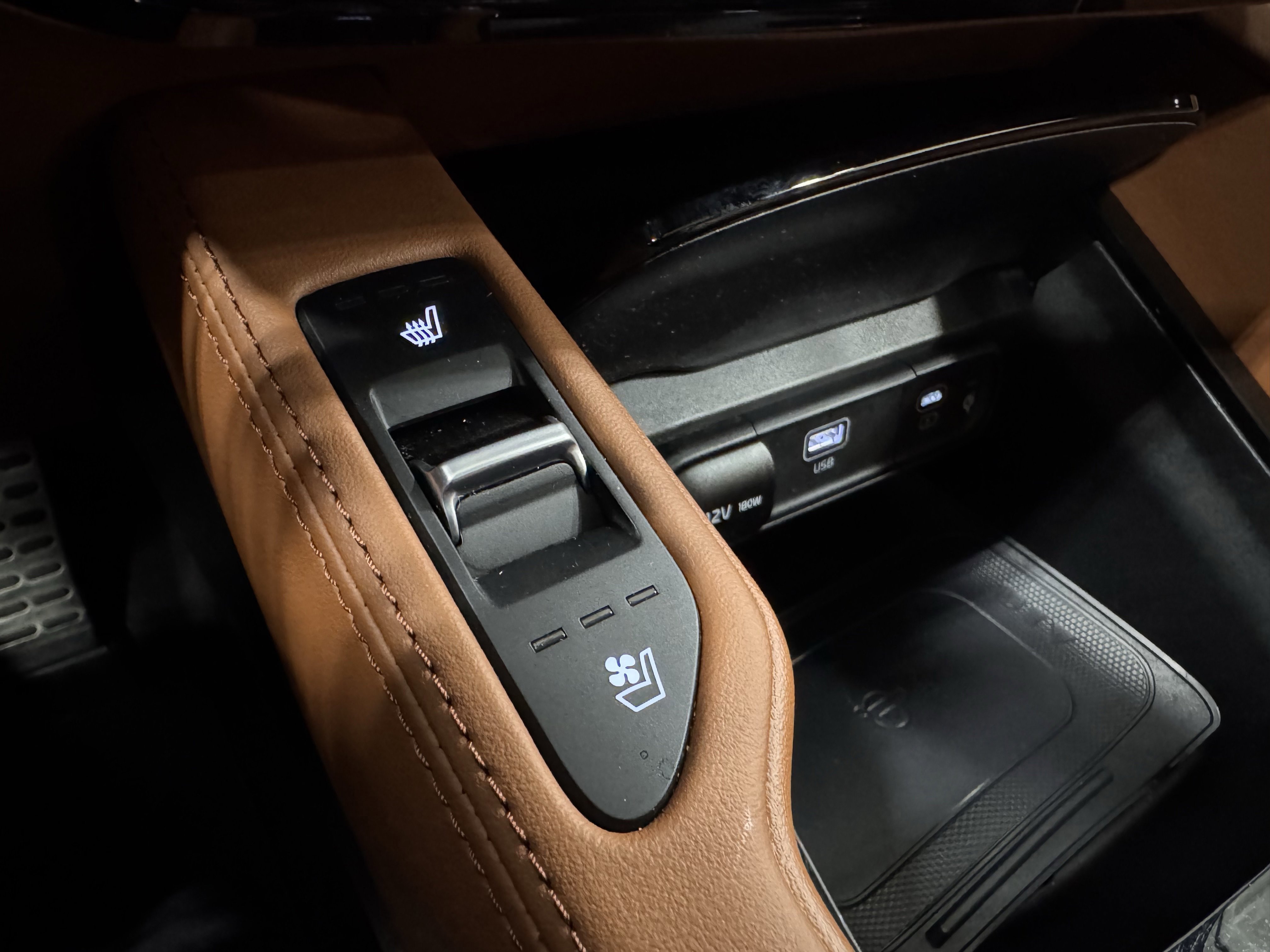 Used 2023 Kia Telluride SX X-Line image 9