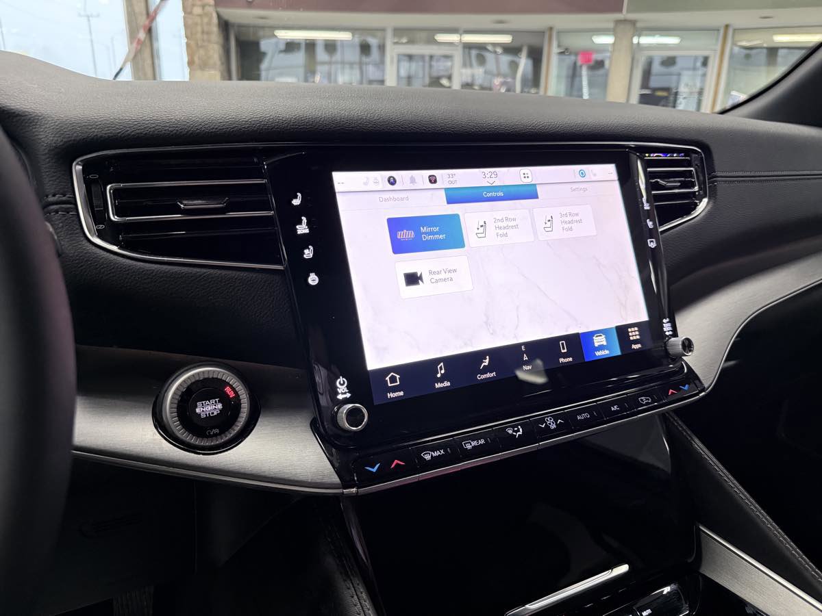 Used 2025 Jeep Wagoneer Series II image 55