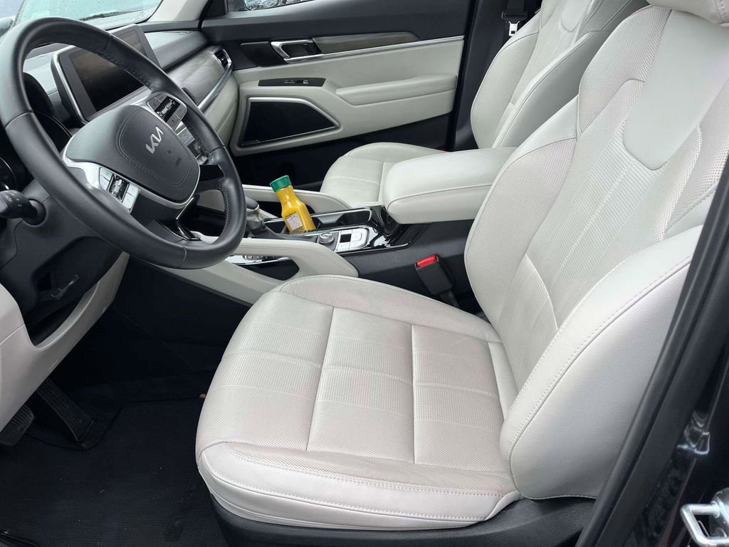 Used 2022 Kia Telluride EX w/ Towing Package image 5