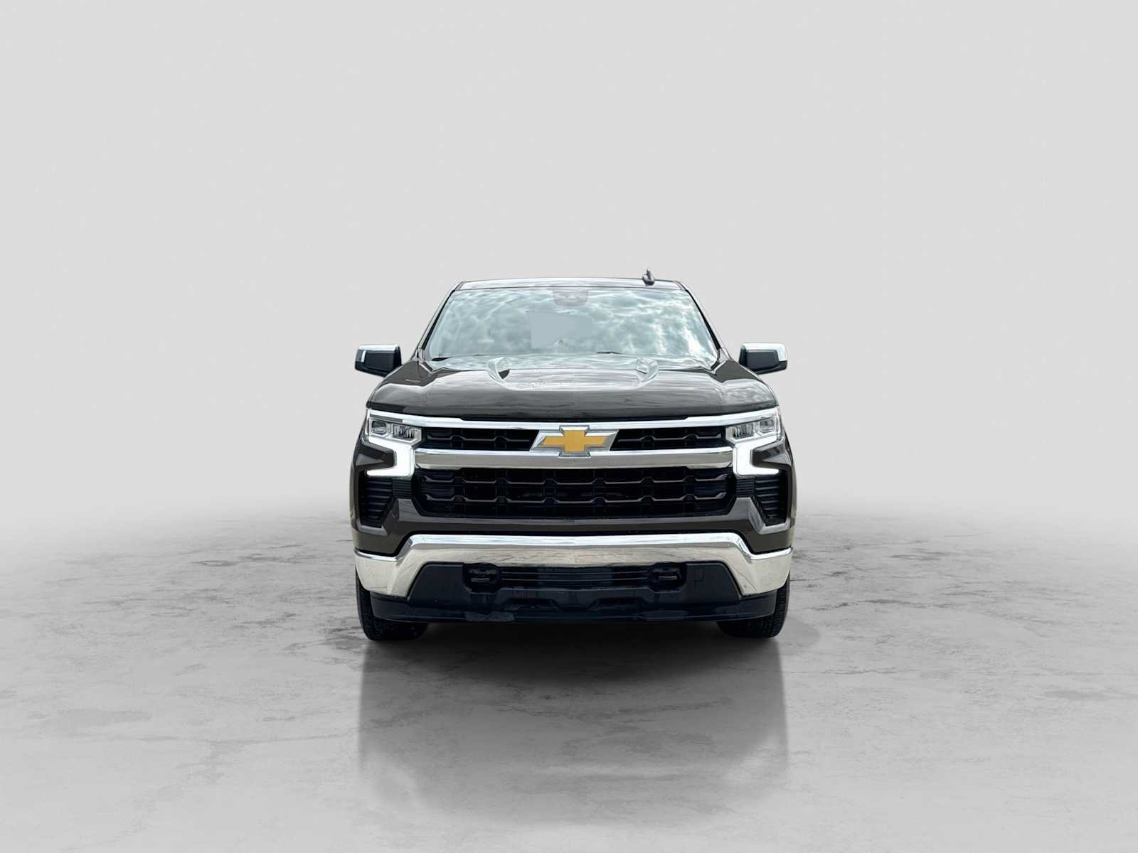 Used 2023 Chevrolet Silverado 1500 LT AWD/4WD image 9
