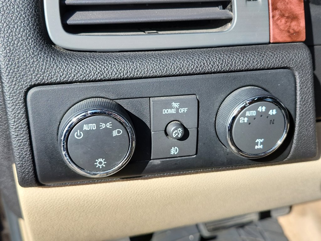 Used 2008 Chevrolet Silverado 1500 LTZ w/ Suspension Package, Off-Road image 18