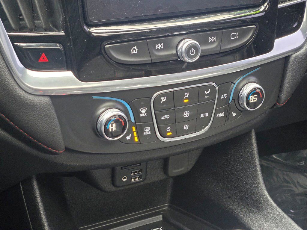 Used 2022 Chevrolet Traverse RS w/ LPO, Floor Liner Package AWD/4WD image 32