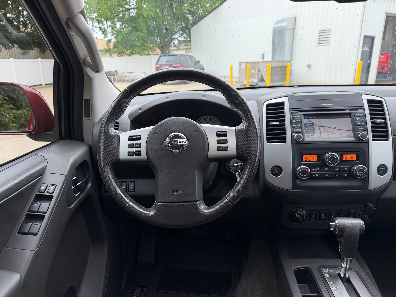 Used 2016 Nissan Frontier PRO-4X w/ Pro-4x Luxury Package AWD/4WD image 13