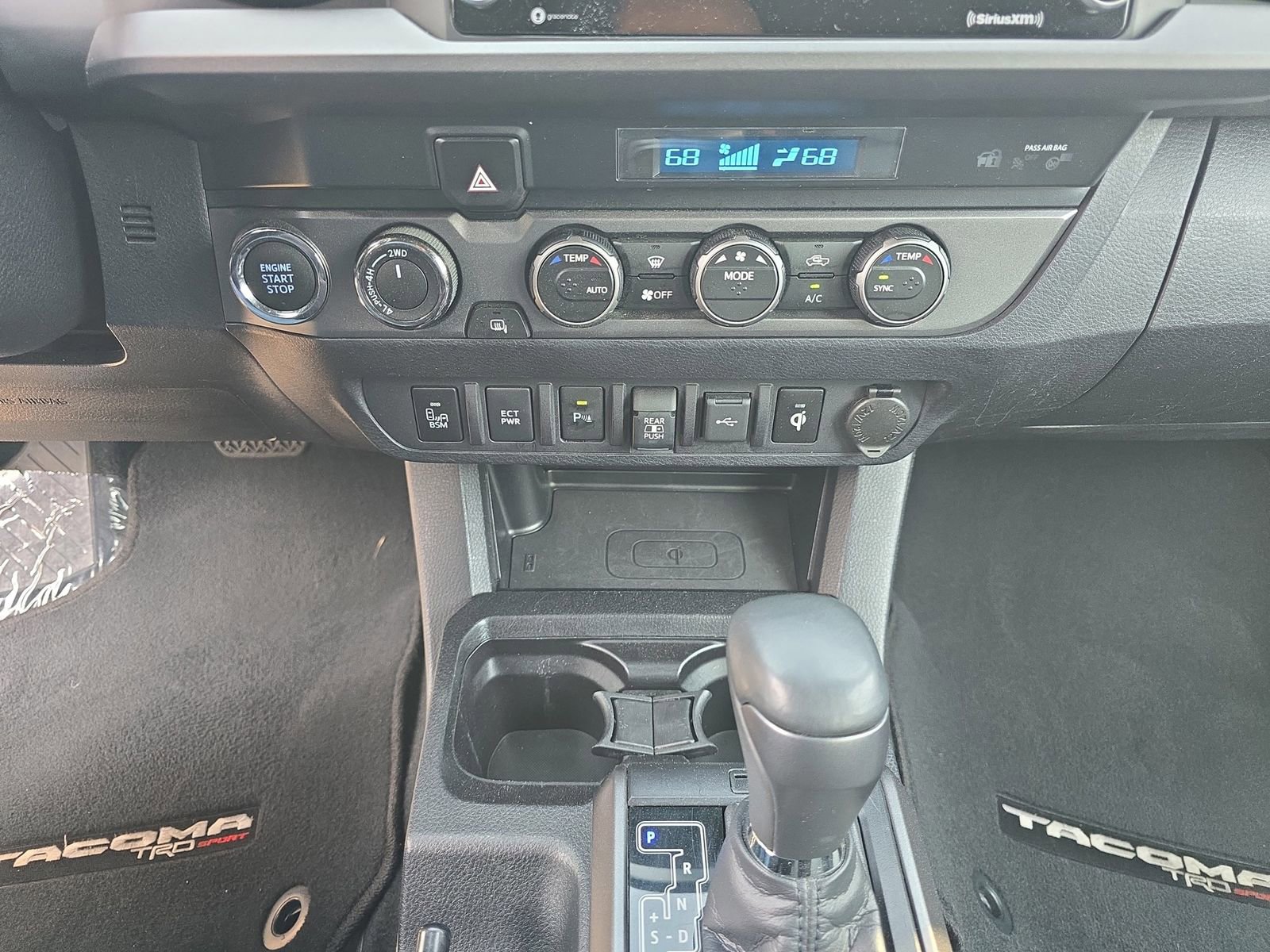 Used 2021 Toyota Tacoma TRD Sport w/ Technology Package image 28