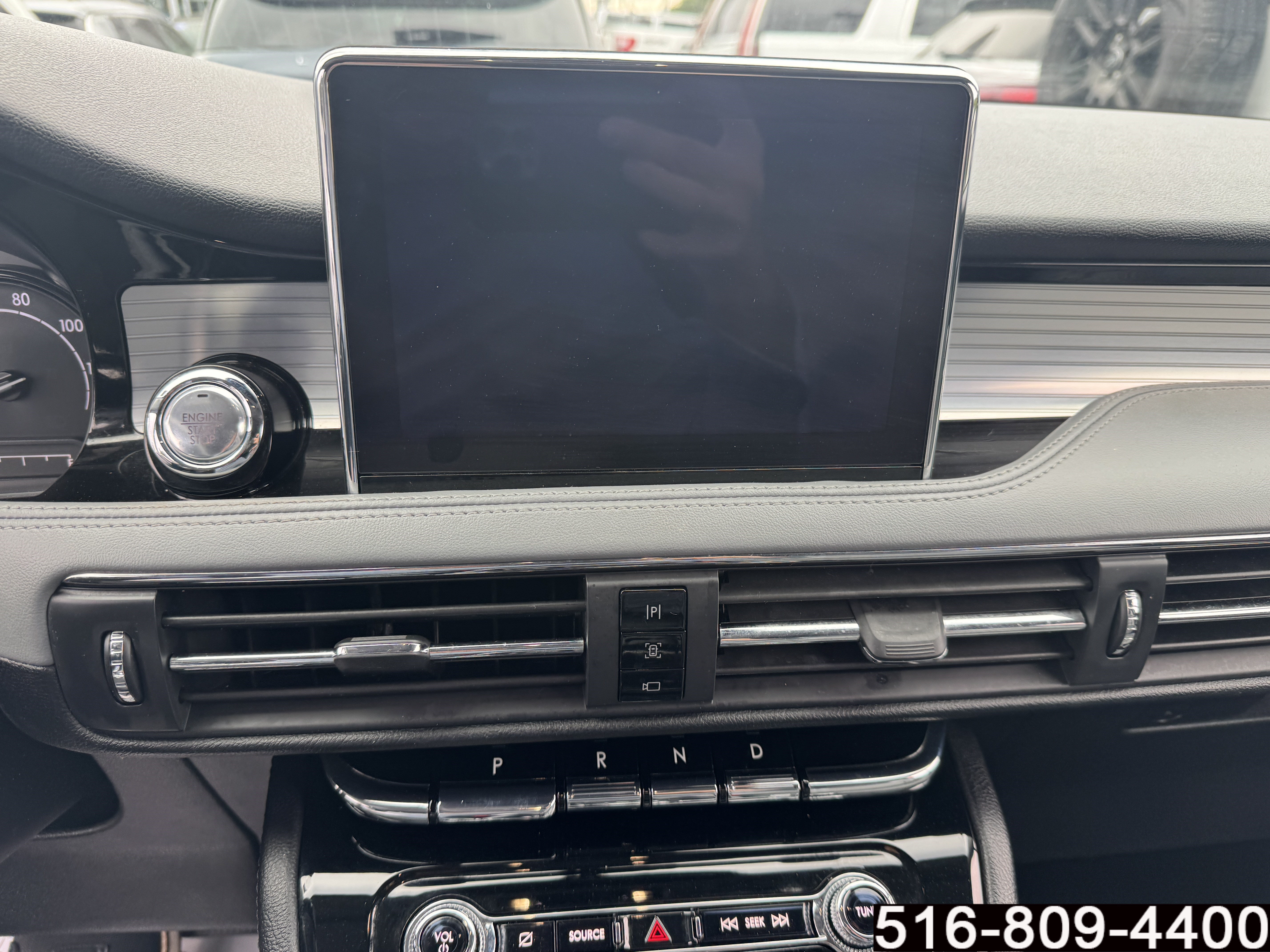 Used 2022 Lincoln Corsair AWD w/ Premium Package image 16