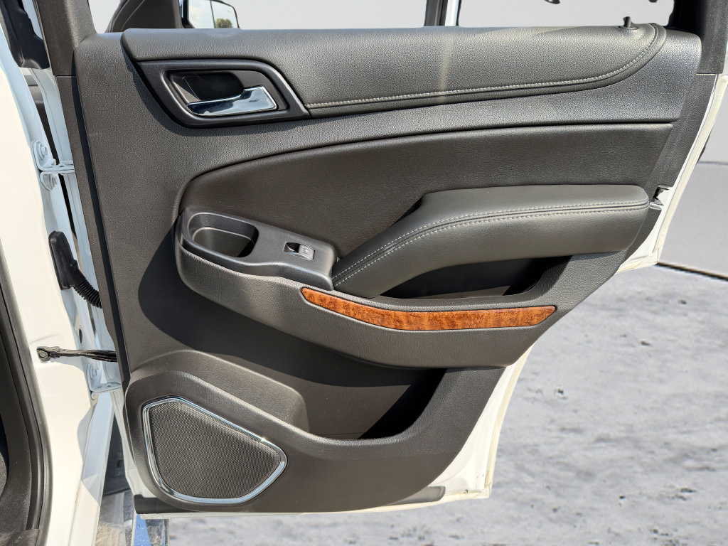 Used 2020 Chevrolet Tahoe Premier AWD/4WD image 46