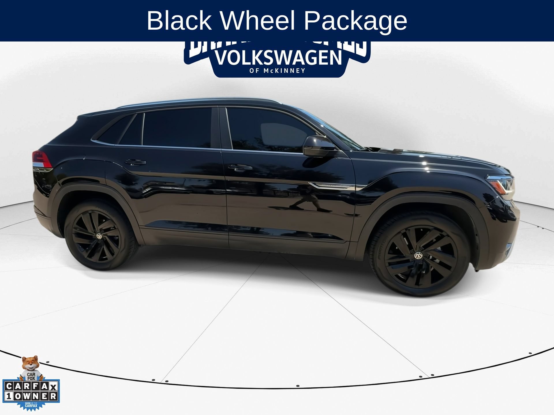 Used 2023 Volkswagen Atlas Cross Sport SE FWD image 2
