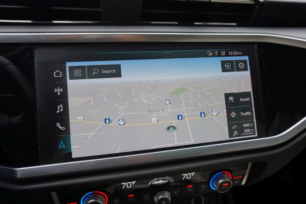 Used 2020 Audi Q3 2.0T Premium Plus w/ Premium Plus Package image 42