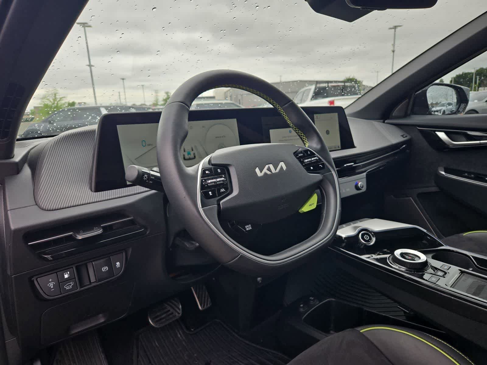 Certified 2023 Kia EV6 GT AWD/4WD image 2