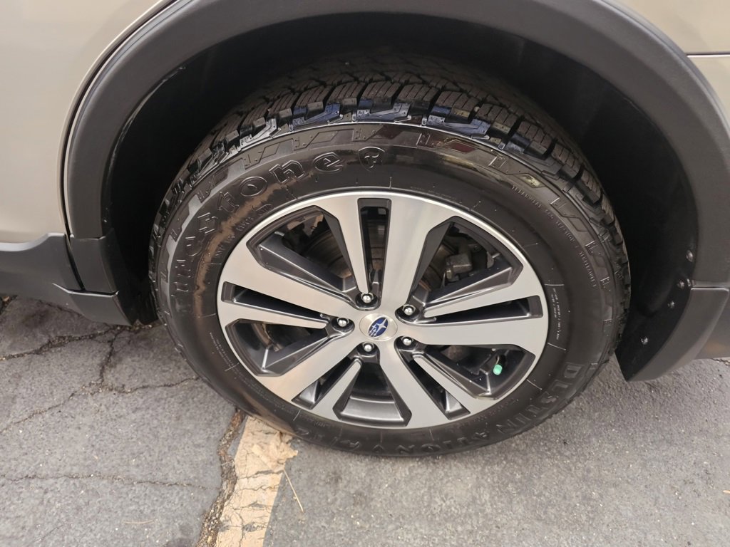 Used 2018 Subaru Outback 3.6R Limited image 27