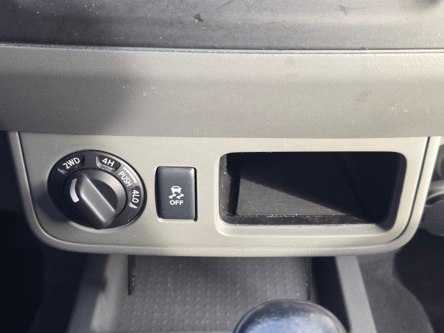 Used 2021 Nissan Frontier S AWD/4WD image 39