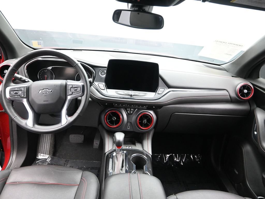 Used 2024 Chevrolet Blazer RS FWD image 21