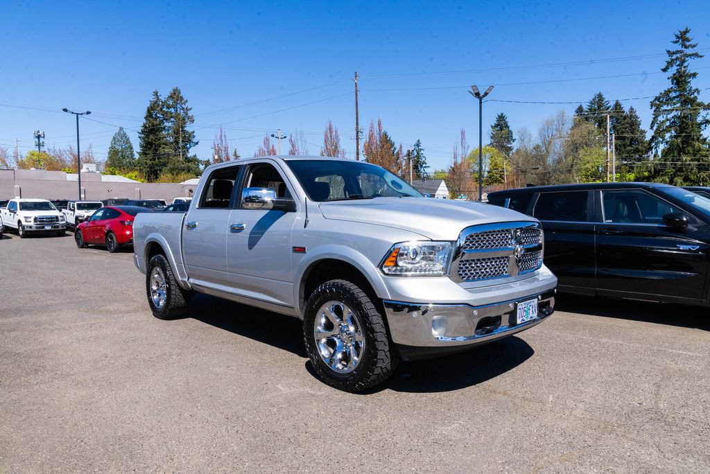 Used 2018 RAM 1500 Laramie w/ Convenience Group AWD/4WD image 27
