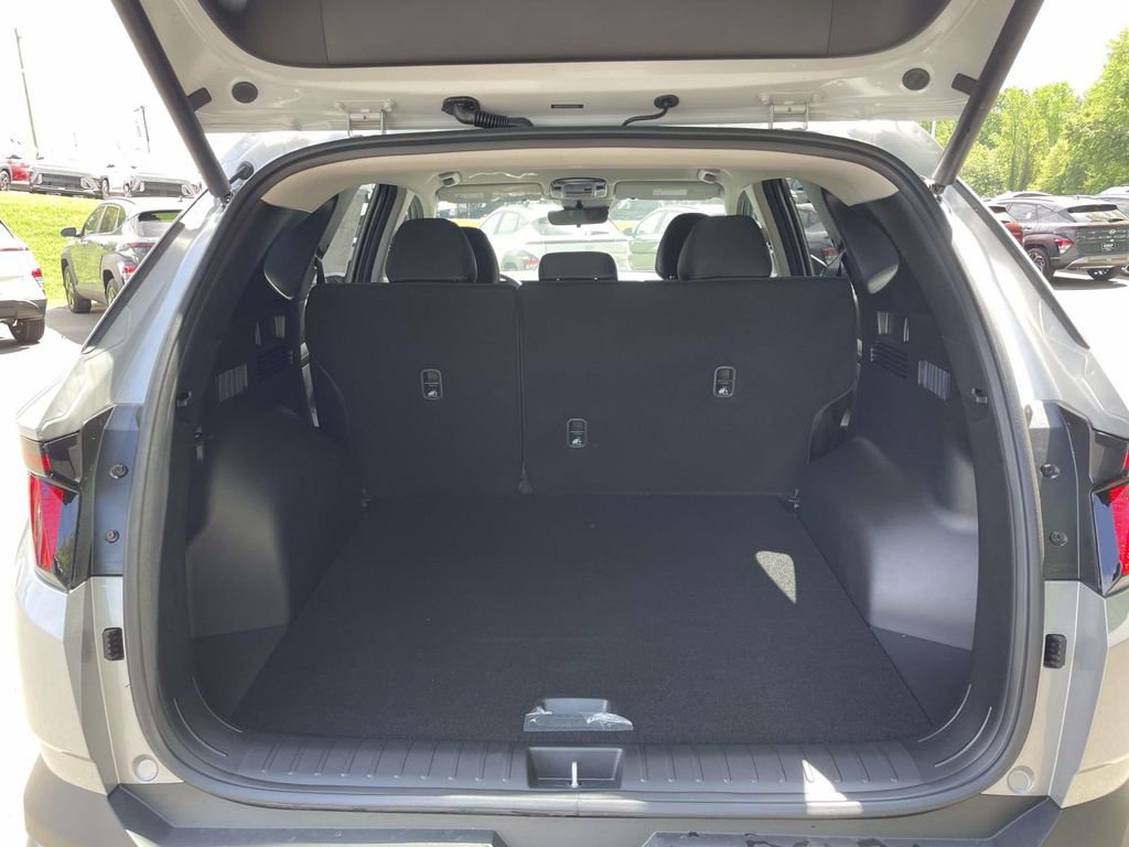 New 2026 Hyundai Tucson SEL image 8