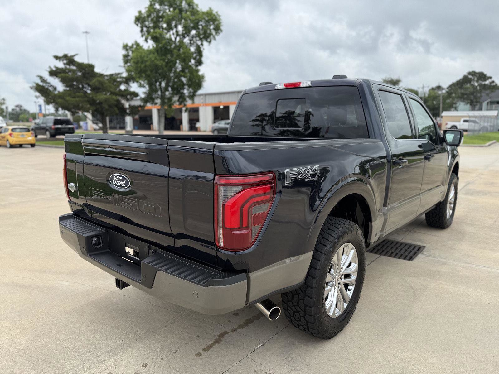 Used 2025 Ford F150 King Ranch w/ FX4 Off-Road Package AWD/4WD image 5