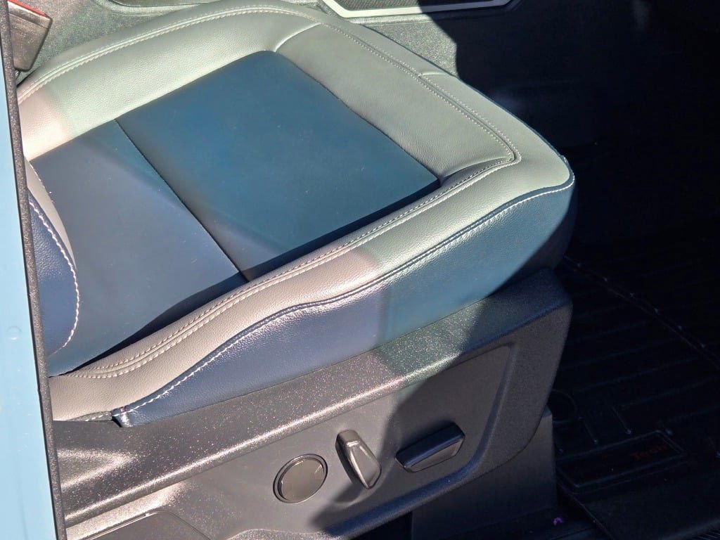 Used 2022 Ford Bronco Outer Banks image 6