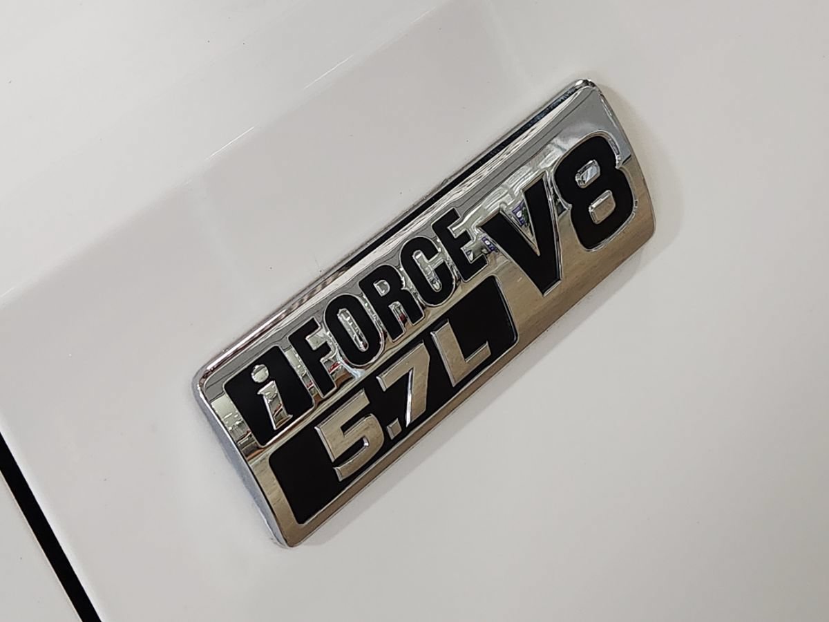 Used 2018 Toyota Tundra Limited AWD/4WD image 28