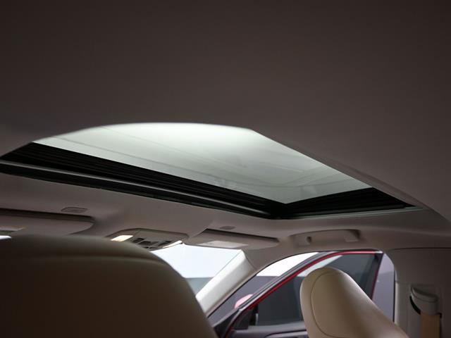 Certified 2024 Toyota Highlander XLE image 17