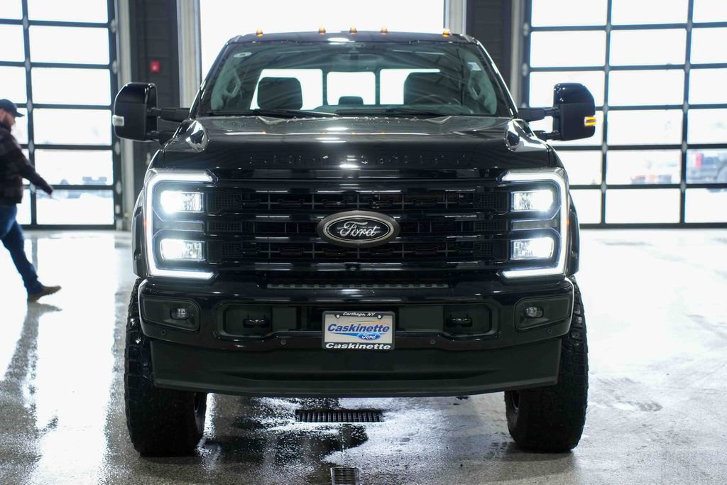 Used 2024 Ford F250 Lariat w/ Lariat Ultimate Package AWD/4WD video 2