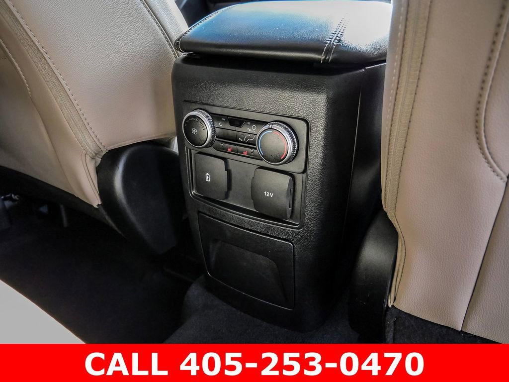 Used 2023 Ford Explorer Limited AWD/4WD image 23