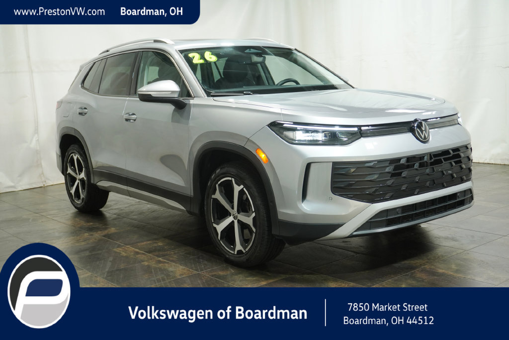 Used 2026 Volkswagen Tiguan SE AWD/4WD image 1