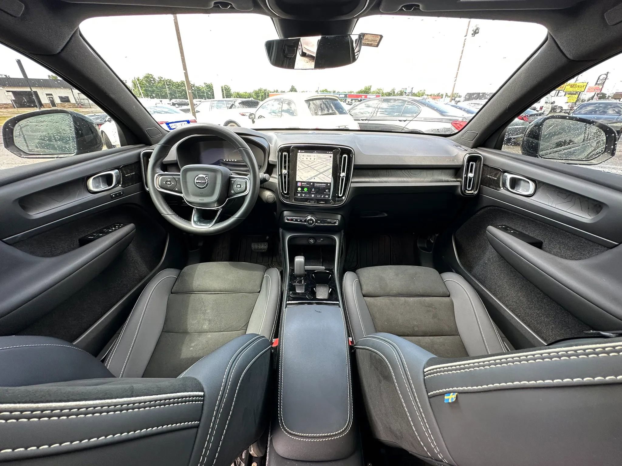 Used 2022 Volvo C40 P8 Recharge Ultimate AWD/4WD image 11