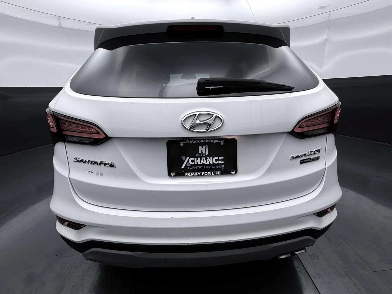 Used 2018 Hyundai Santa Fe Sport w/ 2.0T Ultimate Tech Package 05 AWD/4WD image 6