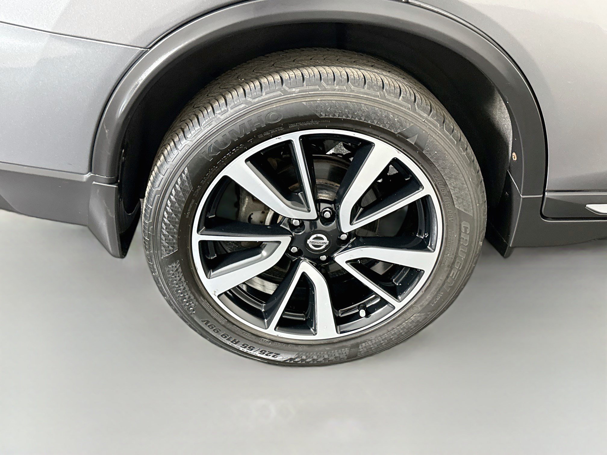 Used 2019 Nissan Rogue SL w/ Premium Package AWD/4WD image 33