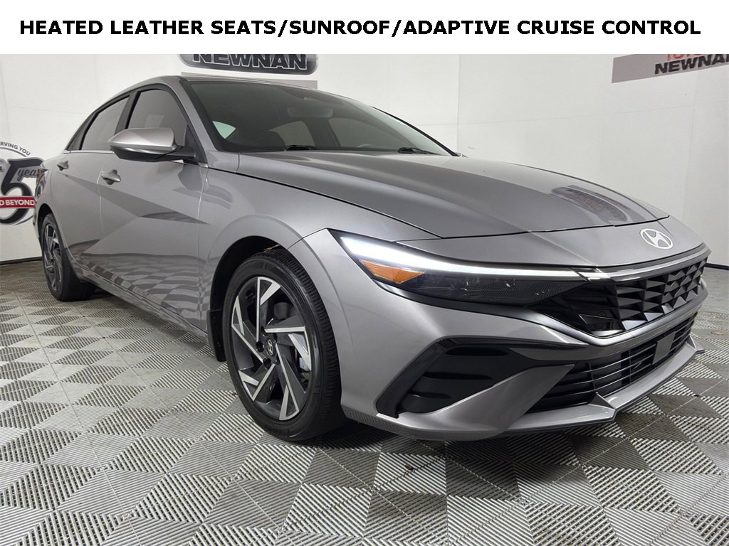 Used 2024 Hyundai Elantra SEL w/ Convenience Package image 1