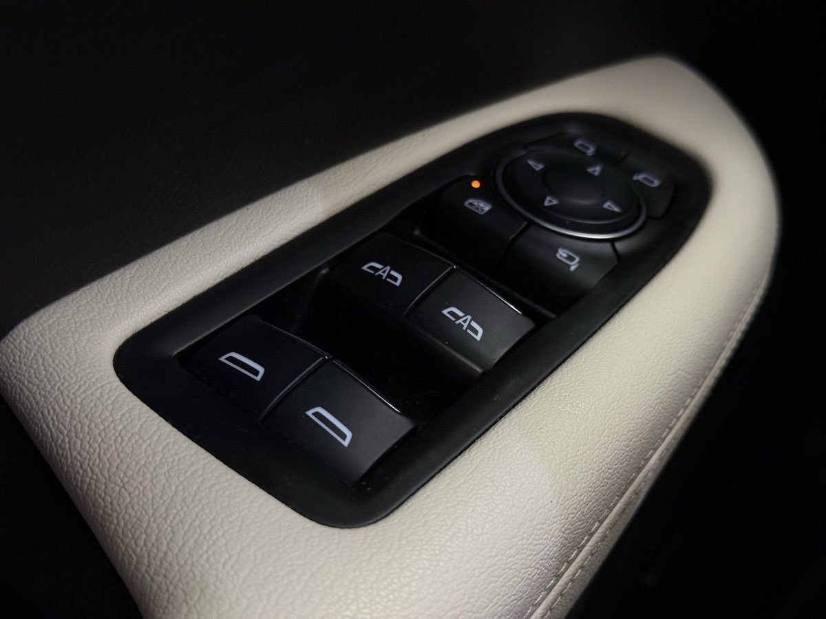 Used 2020 Cadillac XT6 Sport AWD/4WD image 48