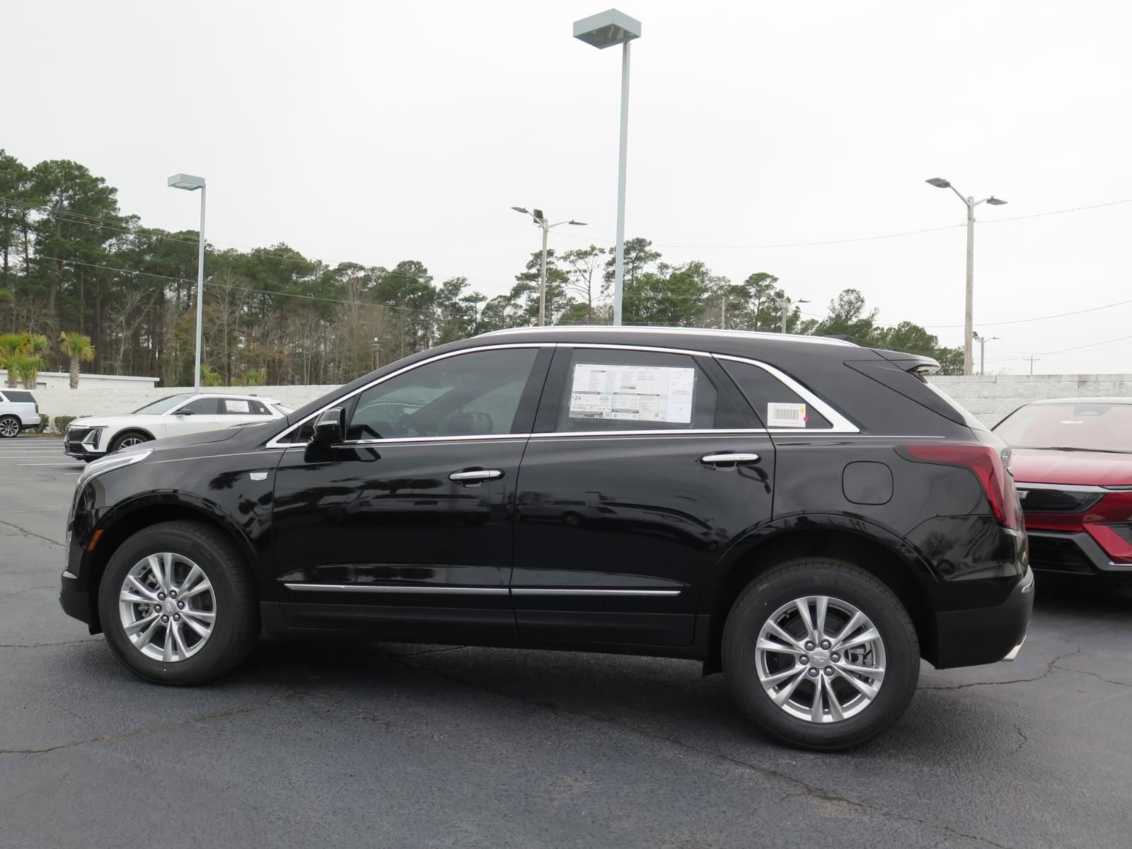 New 2026 Cadillac XT5 Luxury image 6