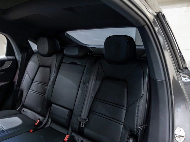New 2026 Porsche Cayenne Coupe image 28