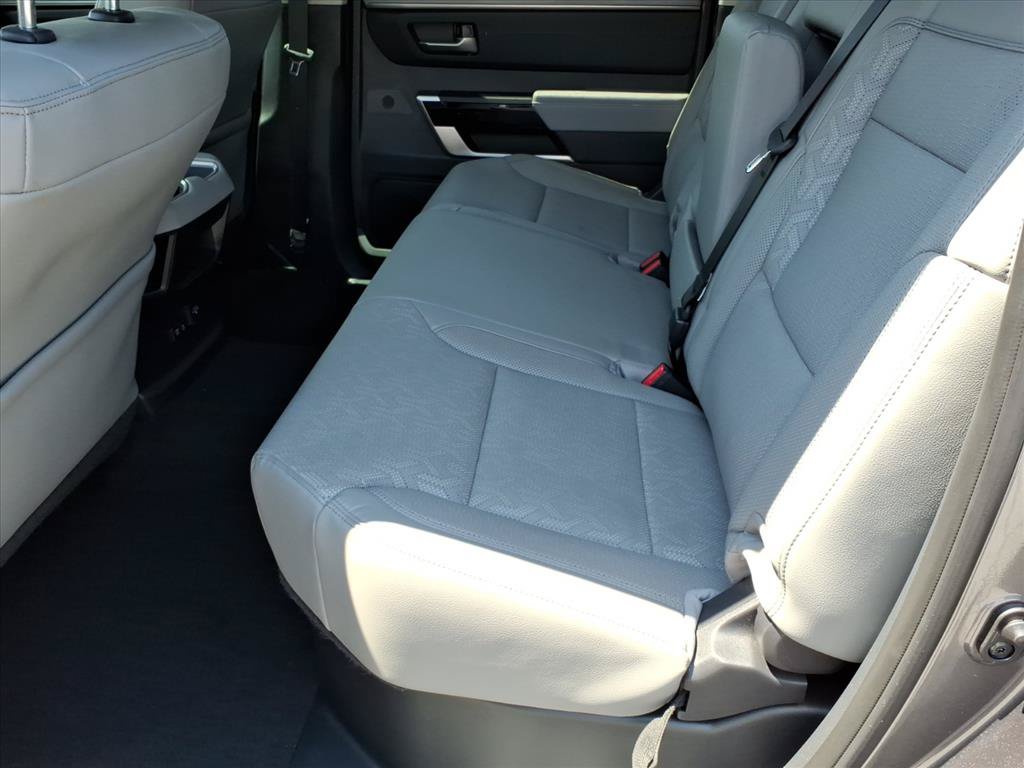 Used 2024 Toyota Tundra Limited AWD/4WD image 12