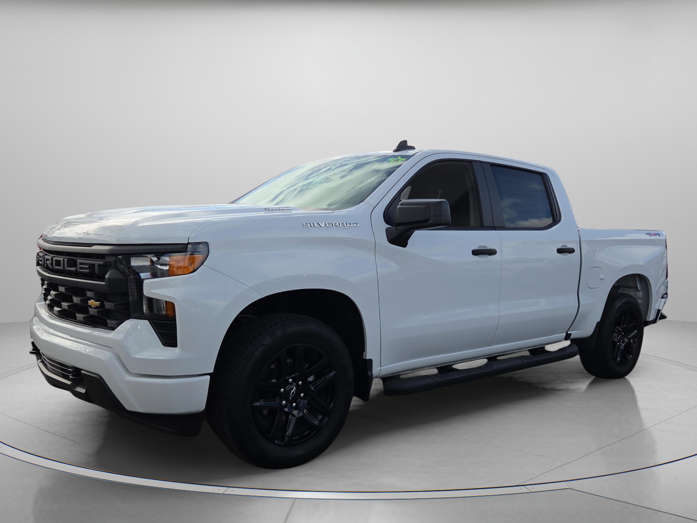 New 2025 Chevrolet Silverado 1500 Custom image 2