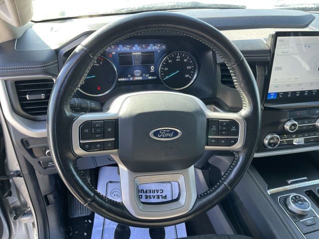 Used 2022 Ford Expedition XLT image 14