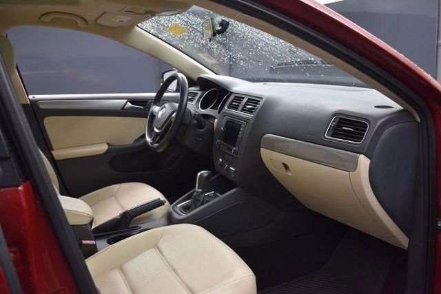 Used 2017 Volkswagen Jetta SE FWD image 12