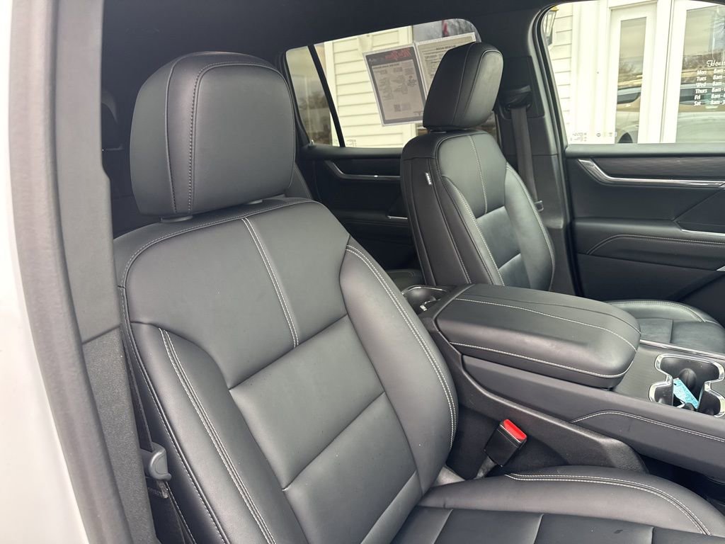 Certified 2024 GMC Acadia Elevation w/ Luxury Package image 45