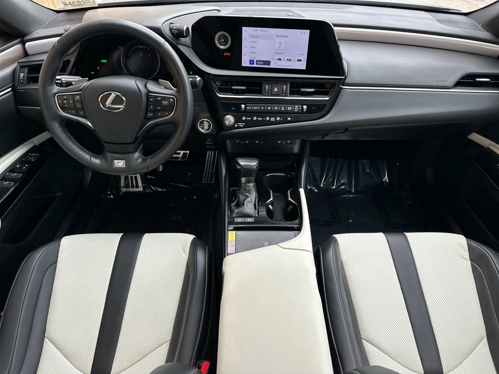 Used 2023 Lexus ES 300h F Sport w/ Accessory Package (Z2) FWD image 15