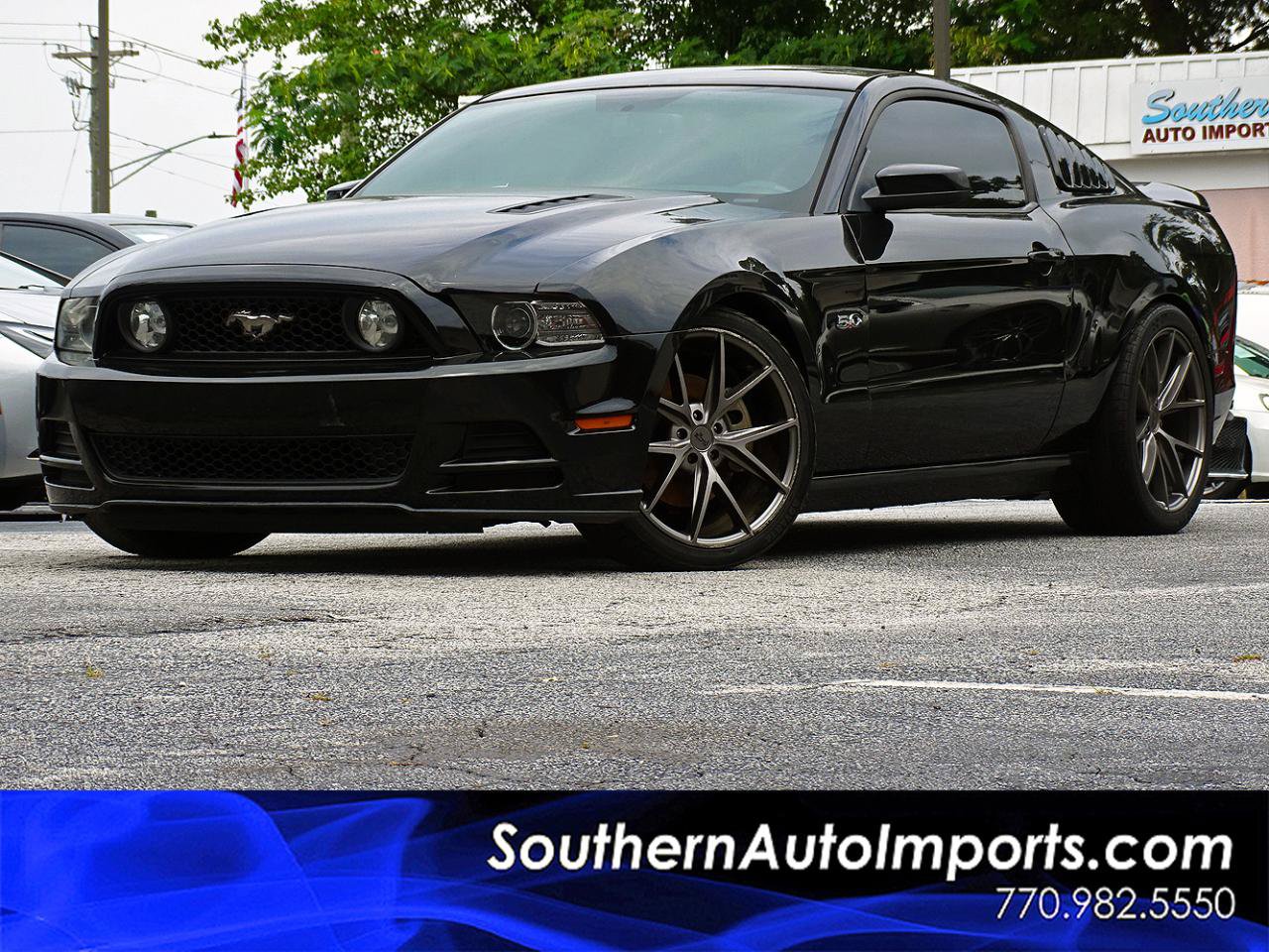 Used 2013 Ford Mustang GT Premium w/ Electronics Pkg RWD image 1