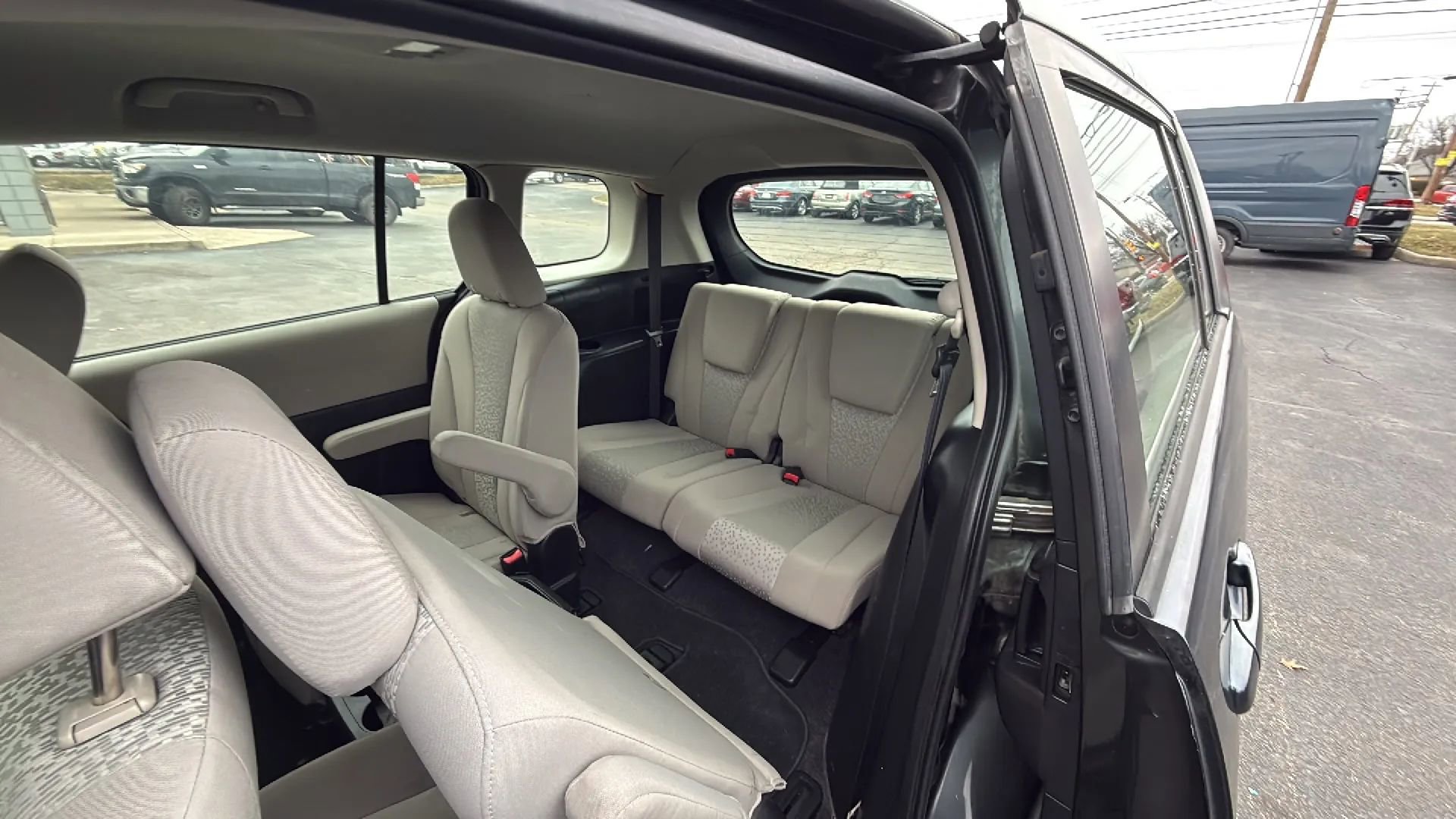 Used 2012 MAZDA MAZDA5 Touring image 12