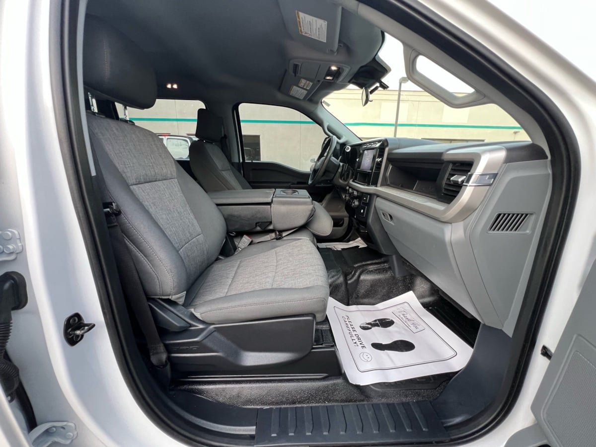 Used 2023 Ford F250 XL w/ FX4 Off-Road Package AWD/4WD image 12