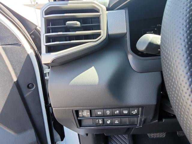 Used 2026 Toyota Tundra Limited AWD/4WD image 18
