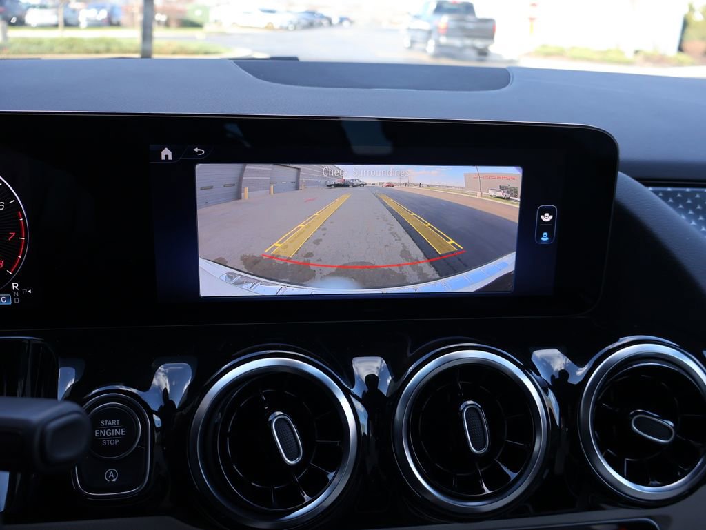 Certified 2025 Mercedes-Benz GLA 250 4MATIC image 24