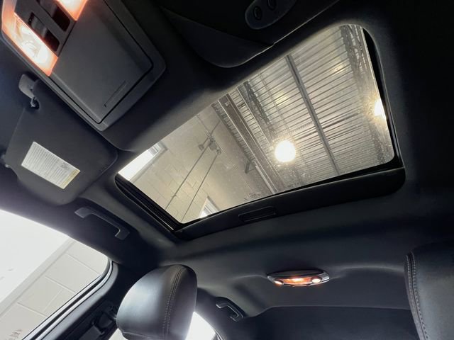 Used 2016 Ford Taurus SHO w/ Equipment Group 401A AWD/4WD image 19