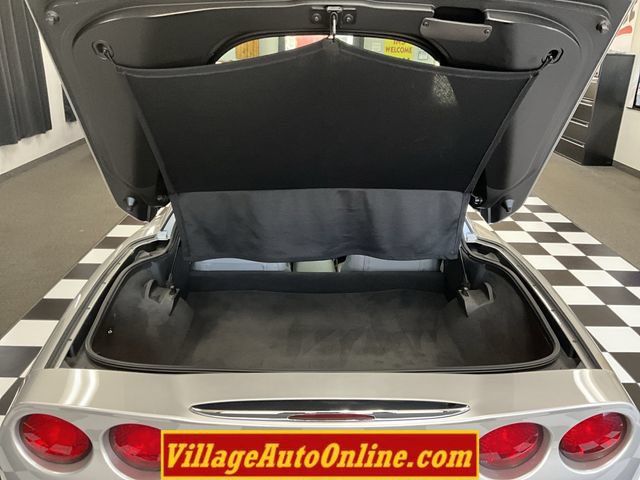 Used 2007 Chevrolet Corvette Coupe w/ Preferred Equipment Group RWD image 26