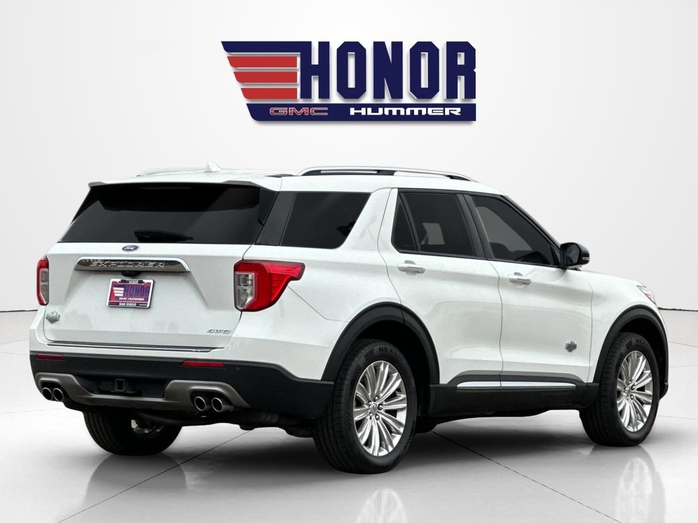 Used 2022 Ford Explorer King Ranch w/ Class IV Trailer Tow Package AWD/4WD image 4